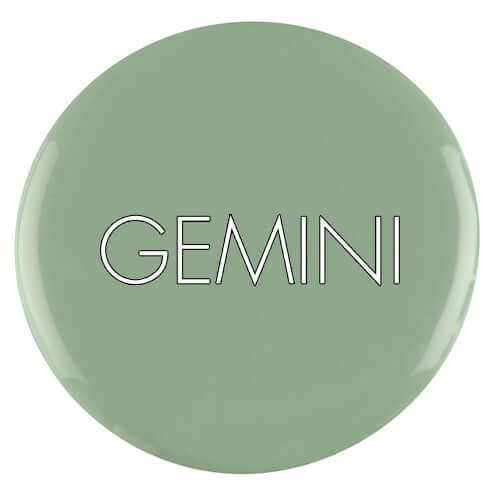 Bio Sculpture GEMINI 0100 Pistachio Green auf dem Nagel – Grün