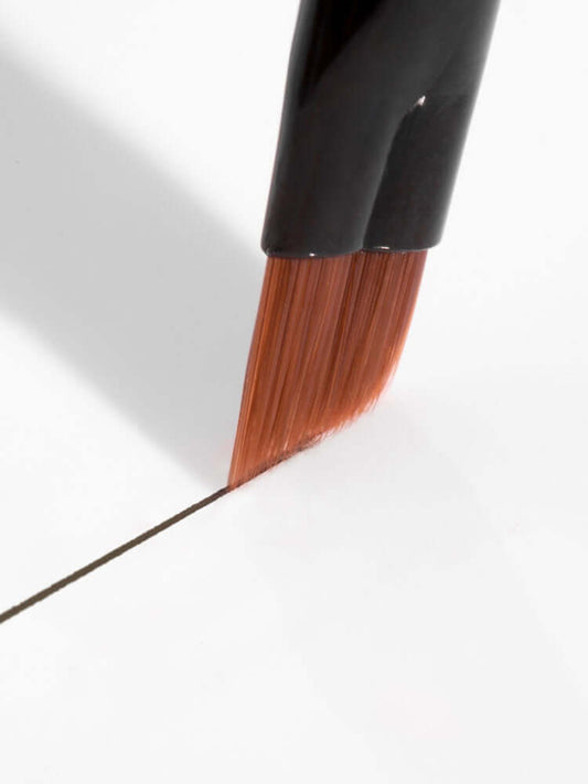 Super Fine Angled Brow Brush – Produktansicht
