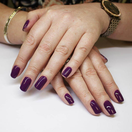 Bio Sculpture GEMINI 0092 Amethyst auf dem Nagel – Violett