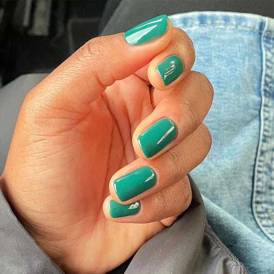 Bio Sculpture GEMINI 0201 Wilting Bouquet auf dem Nagel – Grün