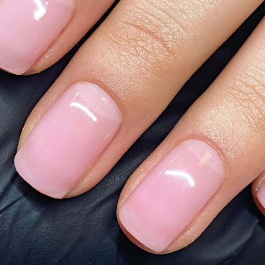 Bio Sculpture GEMINI 0087 Strawberry French (F) auf dem Nagel – Bordeaux