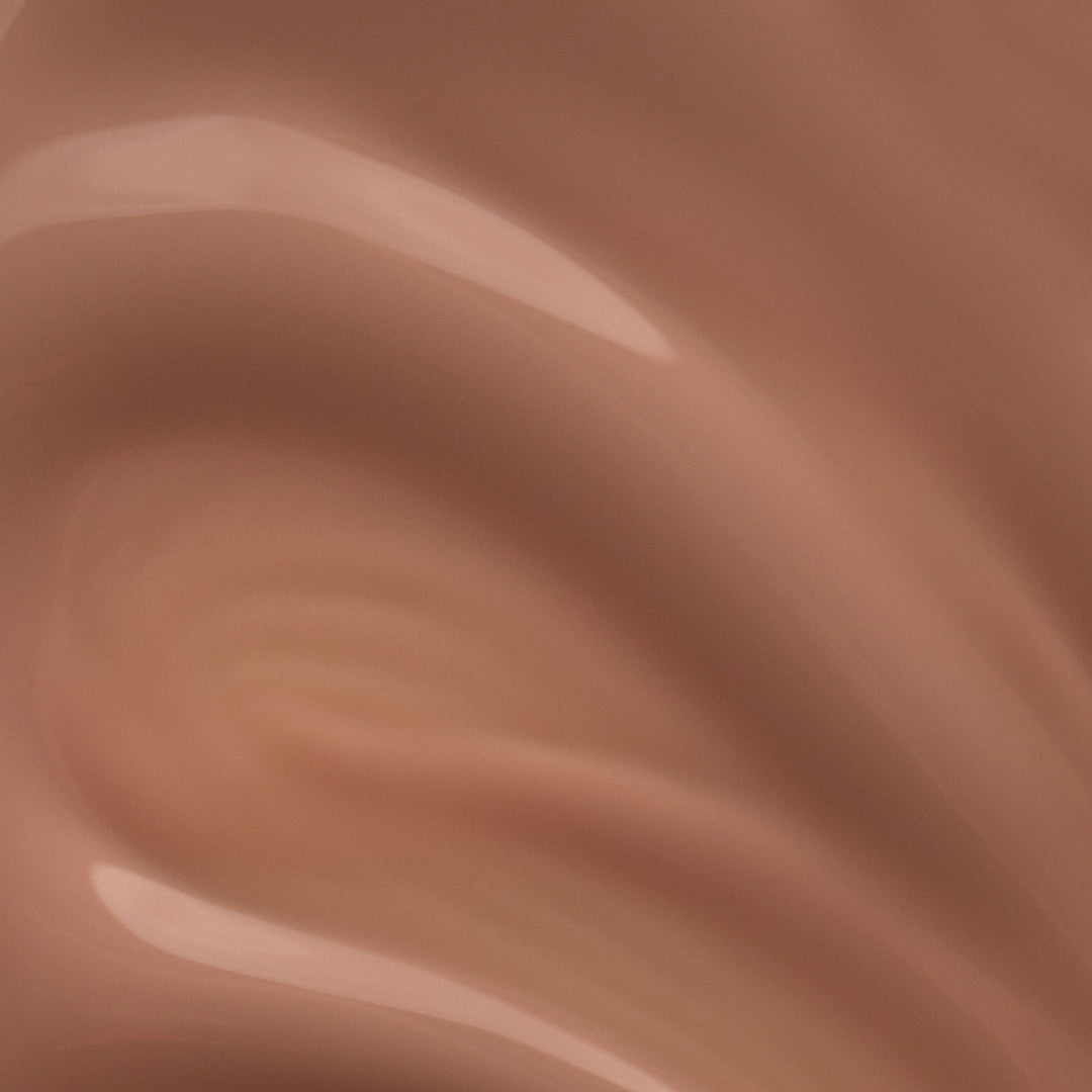 Biscotto Nail Polish – Nahaufnahme des Farbmusters; Farbton ein cremiges Nude-Beige in zarter Balance aus Wärme und Weichheit