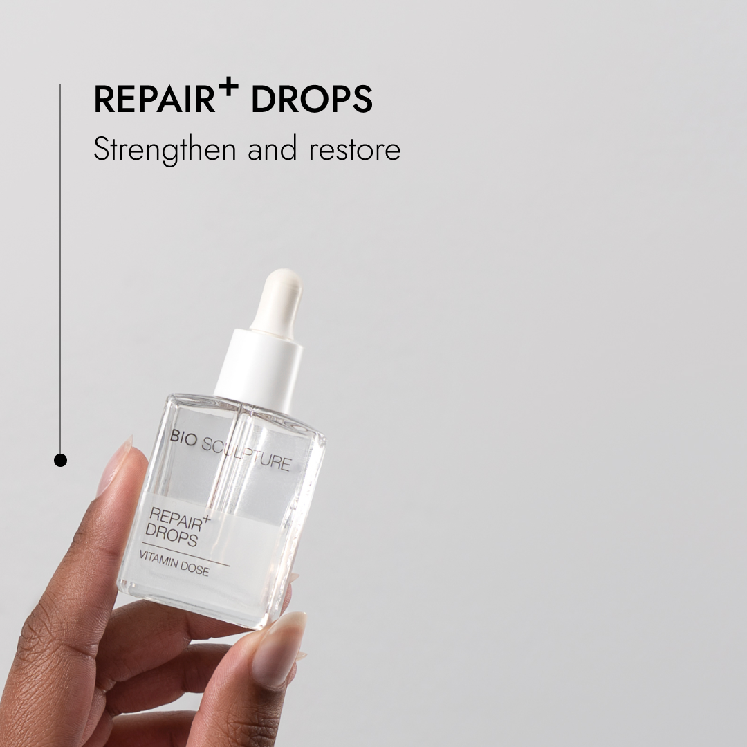 Vitamin Dose - Repair+ Drops Flasche in der Hand