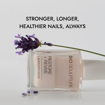Bio Sculpture Lavender Base - Produktflasche mit Lavendelblüten