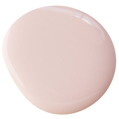 Classic Jacquard Nail Polish – Farbwirkung auf lackierten Nägeln; Farbton ein weiches Rosé-Taupe-Nude mit gedecktem pinkfarbenem Unterton